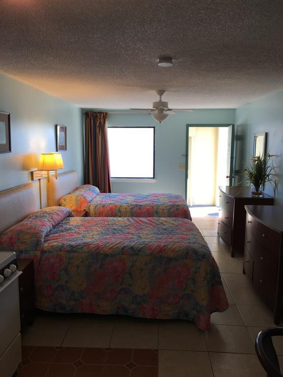 מירטל ביץ' Calypso Motor Inn מראה חיצוני תמונה