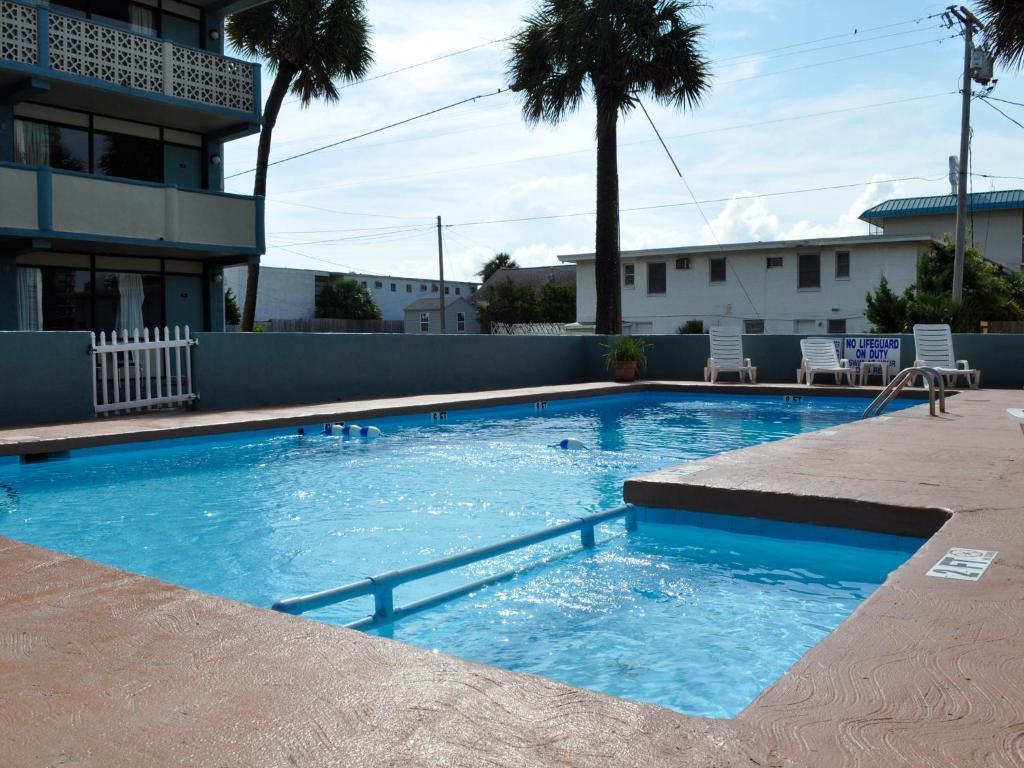 מירטל ביץ' Calypso Motor Inn מראה חיצוני תמונה